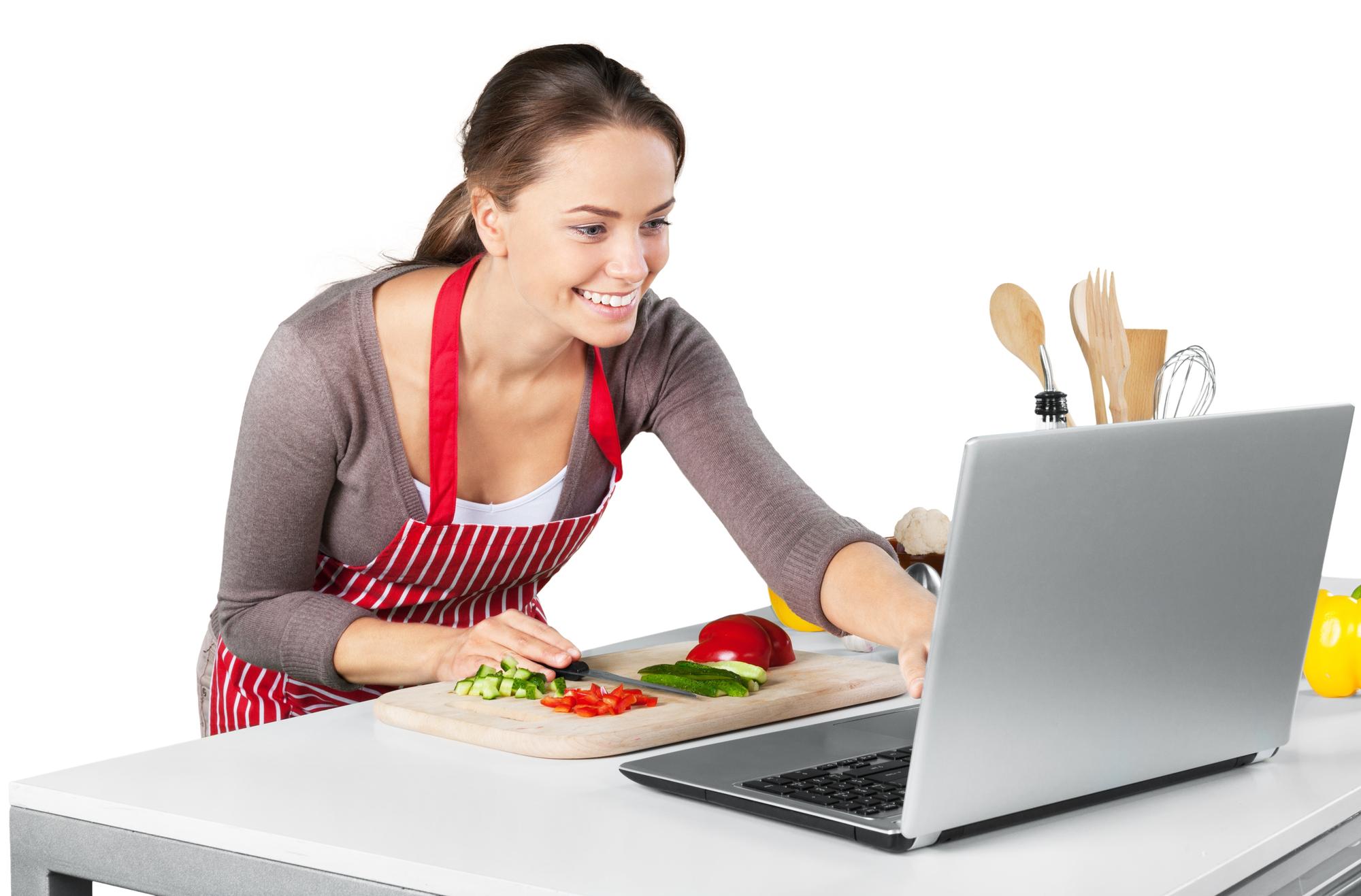 Student cooking during live online lesson
